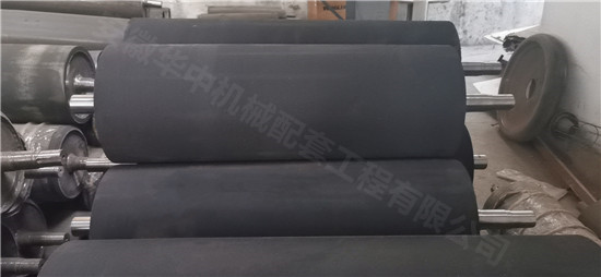 皮带输送机的覆胶滚筒